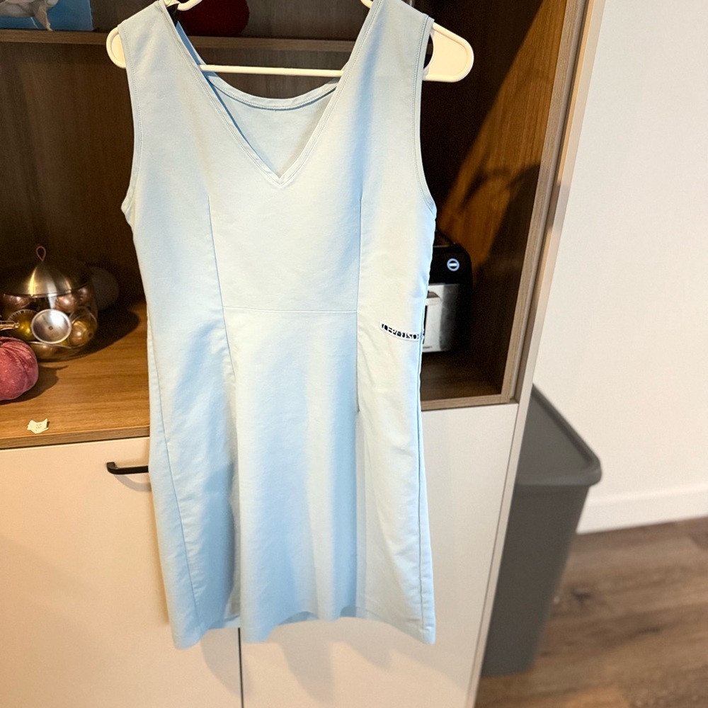 Elegant Light Blue Sleeveless Dress